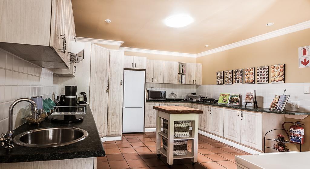 Highview Lodge Mossel Bay Exterior foto